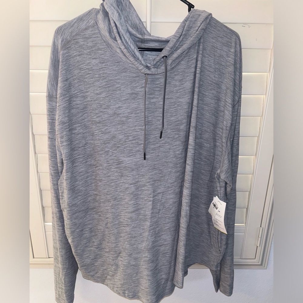Woman’s XXL hoodie with XXL jogger